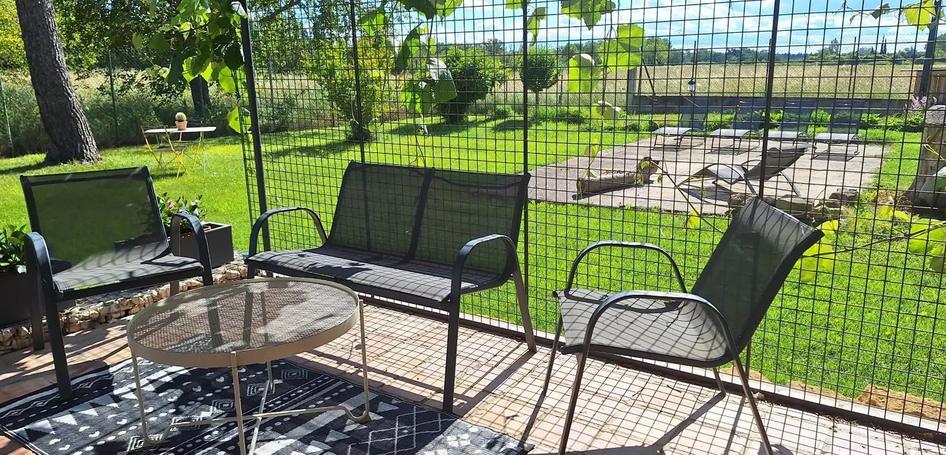הוילה מונטה Complexe Dans Un Grand Mas Provencal En Campagne Avec Piscine Privee צרפת